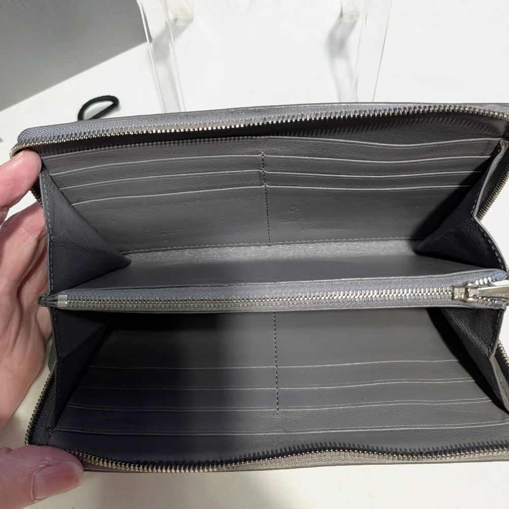 Balenciaga Gray Zip Around Leather Wallet🔥🔥 - Picture 9 of 16